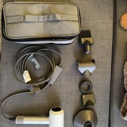 Dyson Supersonic Hair Dryer + Attachments & Case