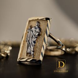 Gold saint ring