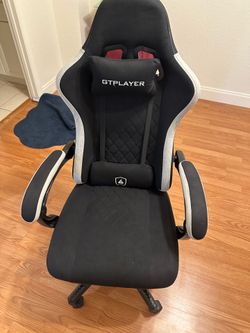 Gaming chair