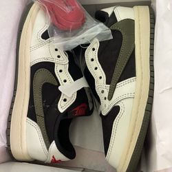 Air Jordan Women's 1 Retro Low OG SP Travis Scott Olive