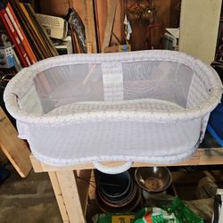 Halo bassannette glide sleeper