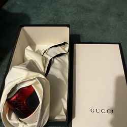 Gucci Ace GG supreme (size 9.5) 