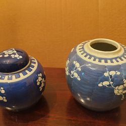 Porcelain Chinese Prunus Ginger Tree Jars 