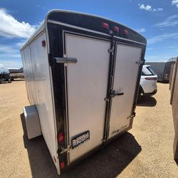 14ft Enclosed 2005 Trailor