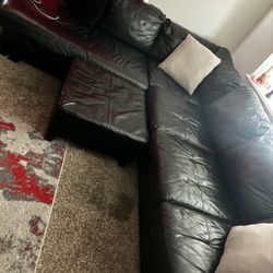 BLACK LEATHER COUCH SECTIONAL 