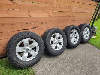 Factory OEM alloy stocks. 17" tires bold.