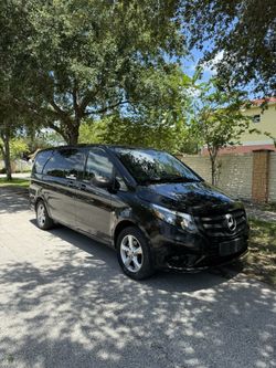 2017 Mercedes-Benz Metris