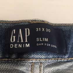 GAP Jeans    31 X 30. Slim Fit