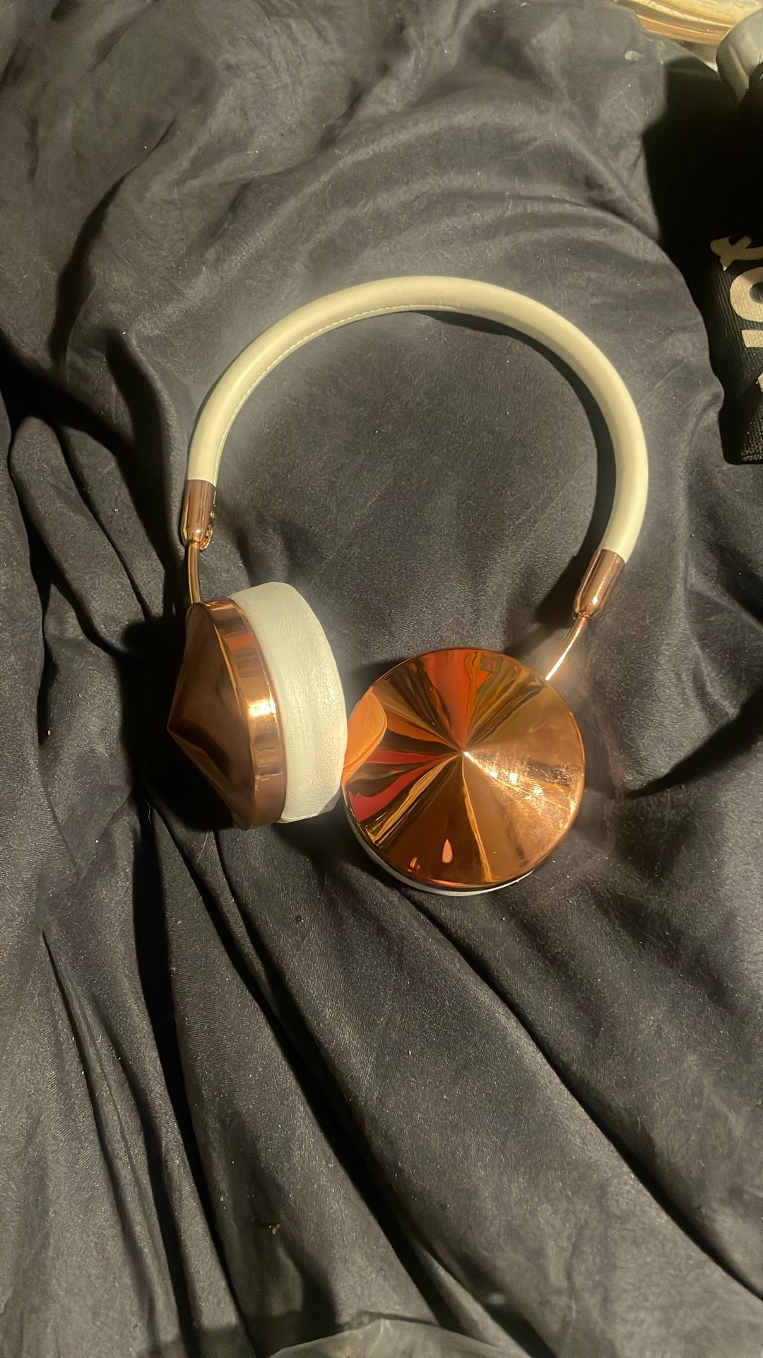 Frends Wireless Rose gold Headphones