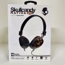 Lot of 34 Brand New Skullcandy Supreme Sound Navigator Headphones in Tortoise