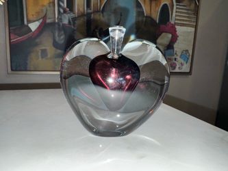 Elegant Vintage 1984 Zellique Studio Glass Heart Sculpture/Perfume Bottle with Stopper