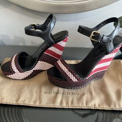 Burberry Authentic Women Sandals