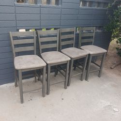 4 Chairs