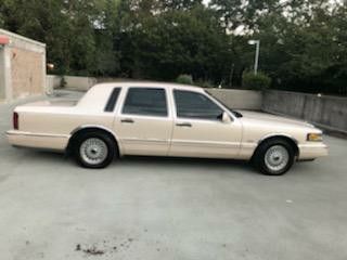 1997 Lincoln Town Car Cartier