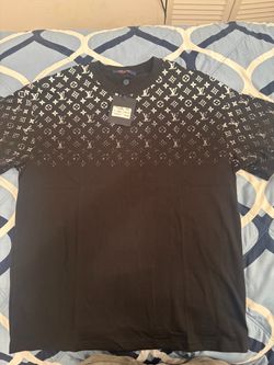 Lv shirt