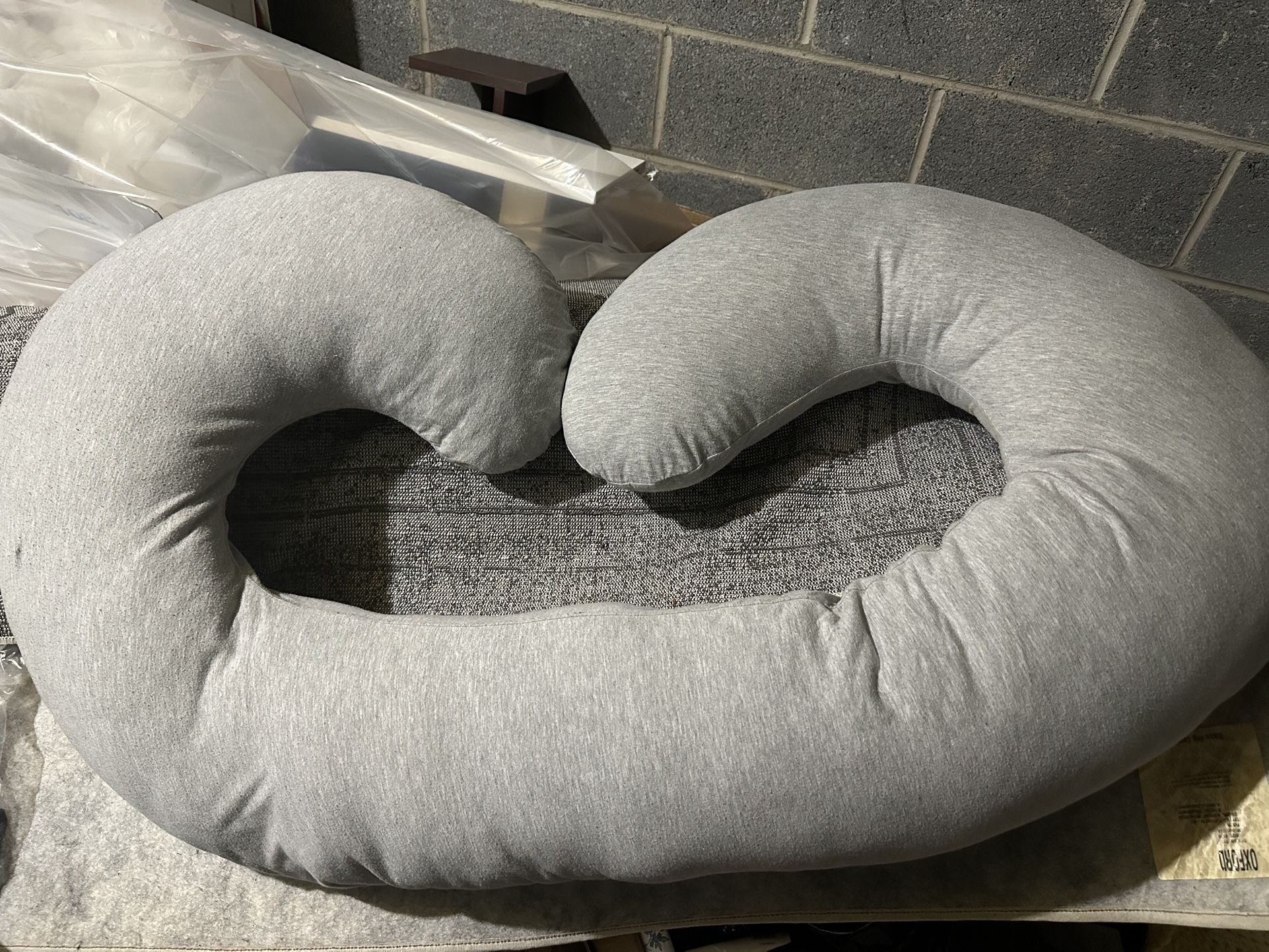 Pregnancy Pillow