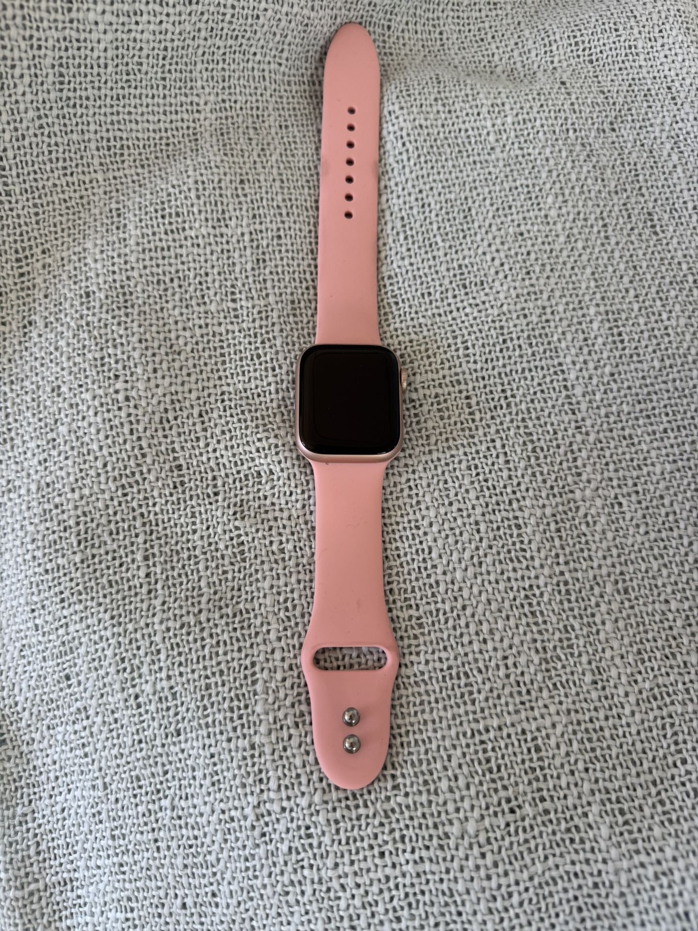 Rose Colored Series 4 Apple Watch 40 MM, with Unique Case, Excellent Condition