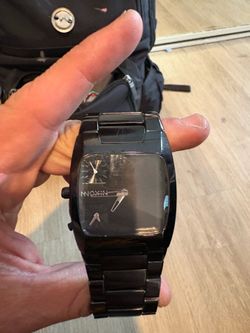 Nixon watch