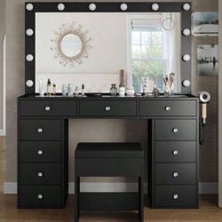 Black Vanity Semi-new 