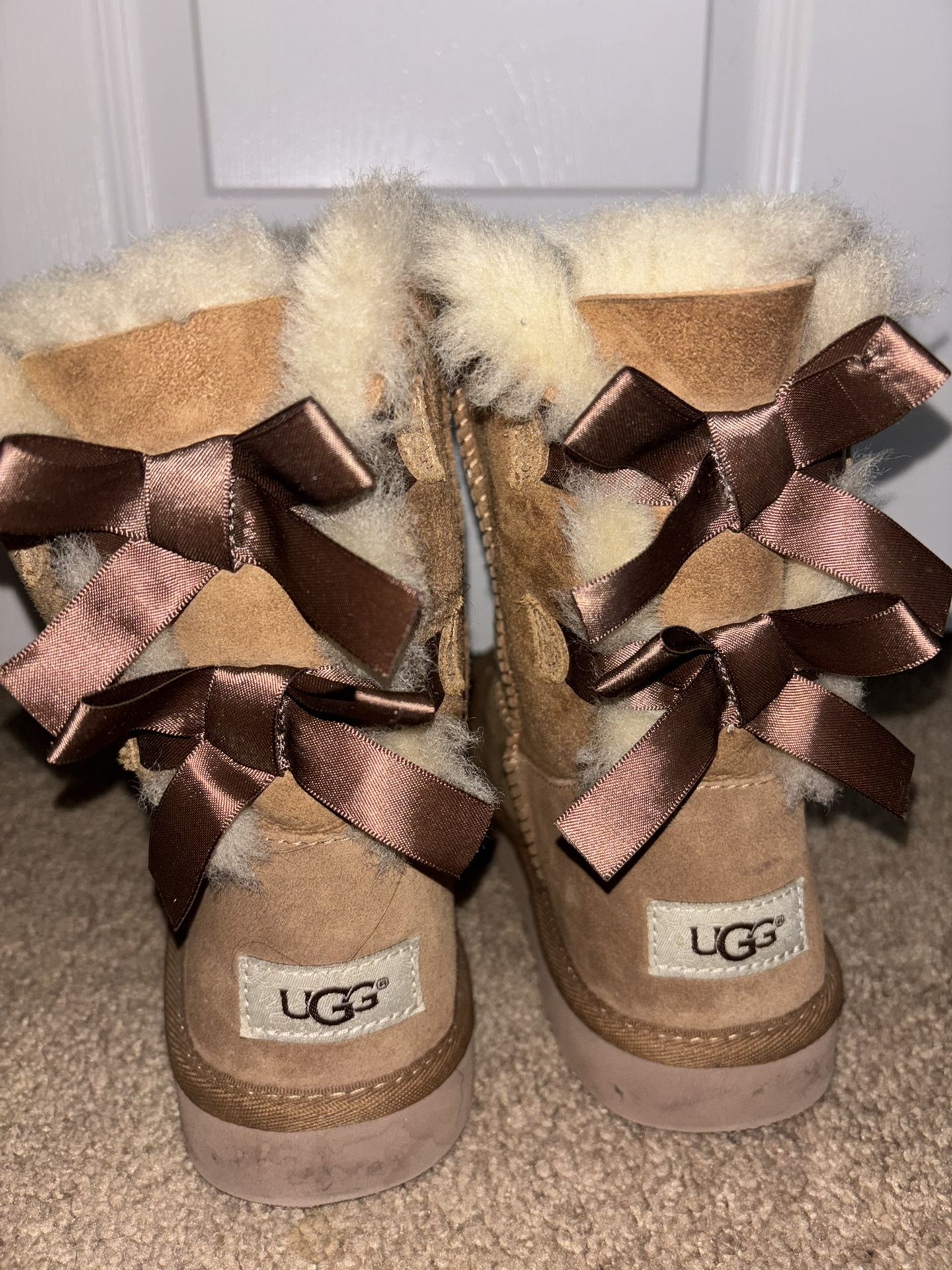 UGG Bailey Bow Boots - Size 3 - Chestnut with Satin Bows