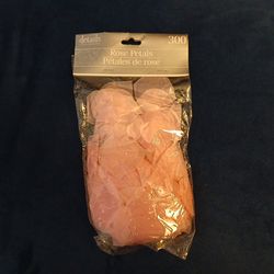 300 Pink Decorative Rose Petals