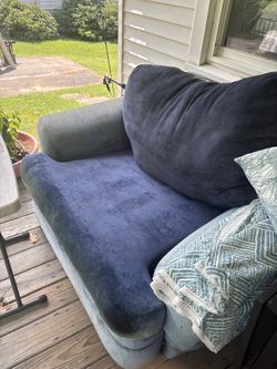 Very Comfortable Blue Chair/loveseat
