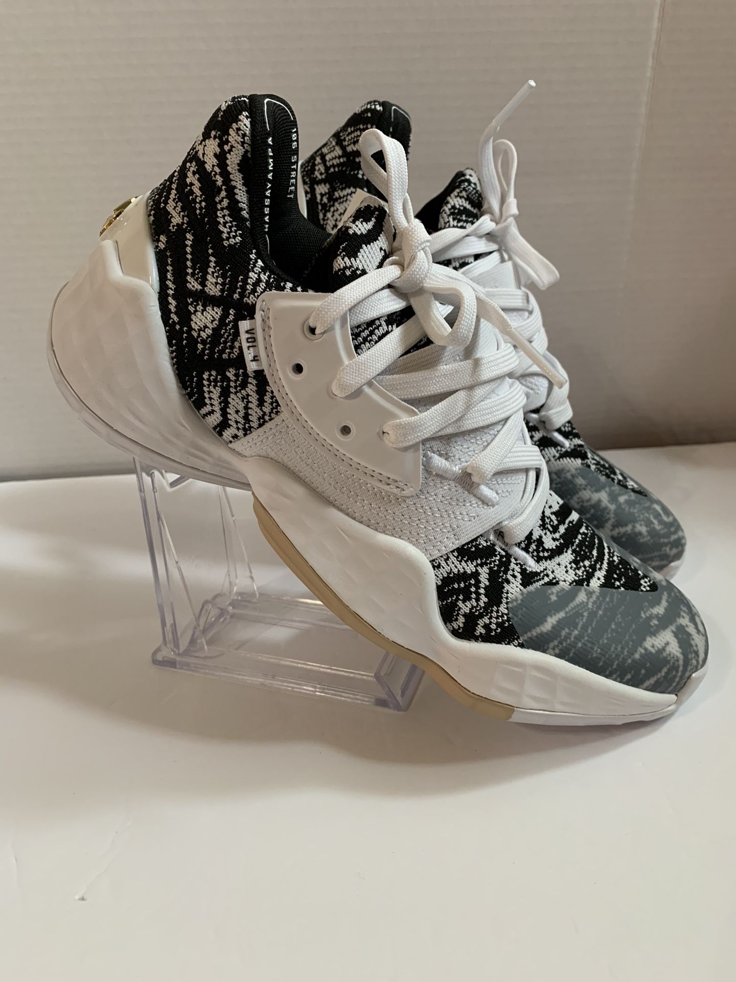 Adidas Harden Volume 4 Cookies and Cream