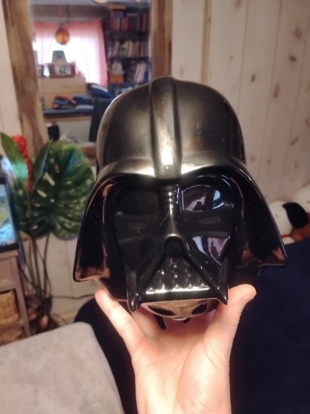 Darth Vader Ceramic Bank... Star Wars