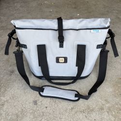 iCool Xtreme Travel Bag Cooler 