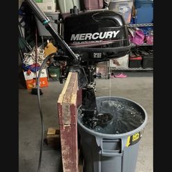 Mercury Outboard Motor 