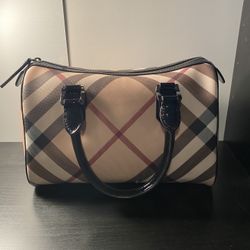 Burberry Purse With Wallet