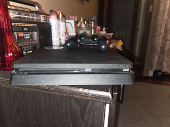 Ps4 with controller