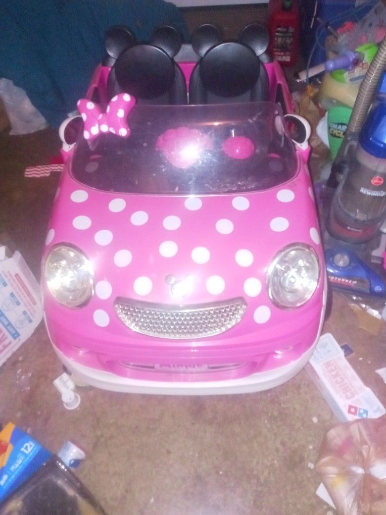 Minnie Mouse Car