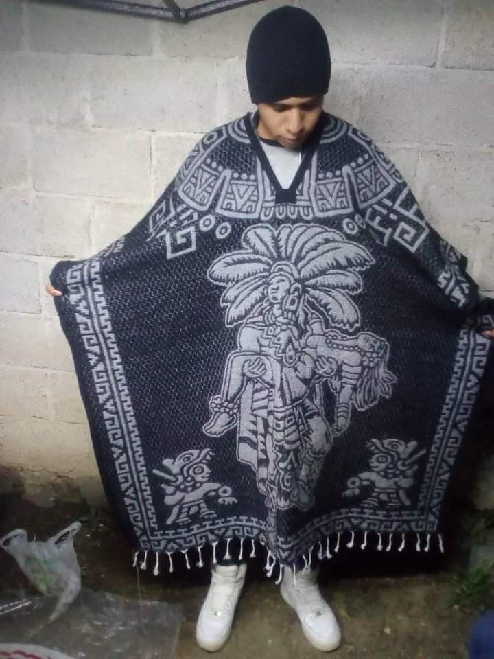 gaban/poncho afelpado Mexico aztec