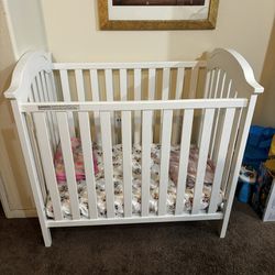 Delta White Baby Crib