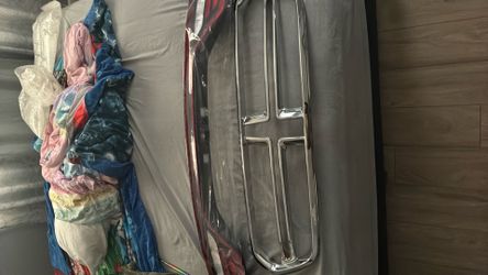 Dodge Durango Tail Light and Grille