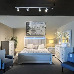 Light grey 4PC King bedroom set