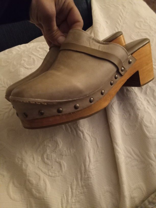 NEW Free People Calabasas Clog Heels Studded Women's Washed Taupe Size 41 11