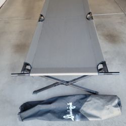 Slumberland Large XL Heavy Duty Camp Cot W/ Bag
