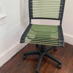 Bradley Bungie Office Chair - Green - Graphite Frame And Black Base