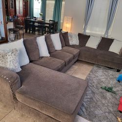 Beautiful 3 piece Sofa Set for Sale in Bakersfield CA OfferUp
