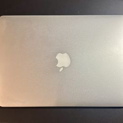 2017 MacBook Air 13.3” 8GB 