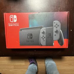 Nintendo Switch 