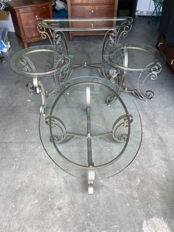 4 Price Glass Tables