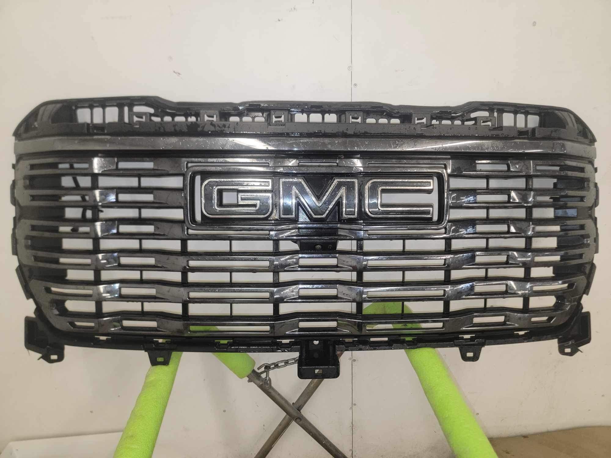 2022-2023 OEM GM GMC Sierra Denali 1500 Front Bumper Grille