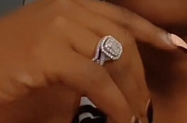 Wedding Ring Set Thumbnail