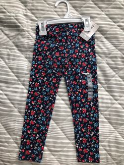 Size 3T leggings.