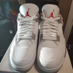 Retro Air Jordan 4 "Oreo"