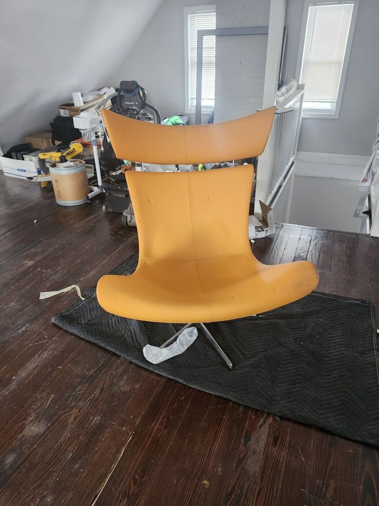 Imola Leather Lounge Chair With Foot Stool