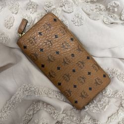 MCM wallet 